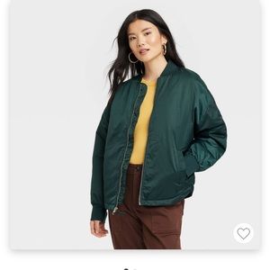 Bomber Jacket in Everest Green